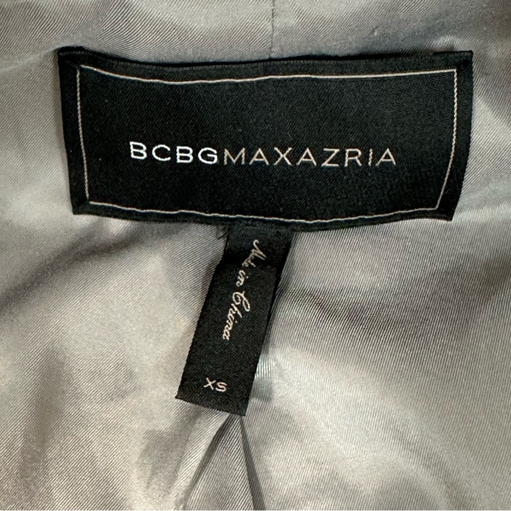 BCBG Maxazria Candice Dove Gray Cropped Draped Blazer Jacket Sz XS Shoul… - Picture 9 of 15